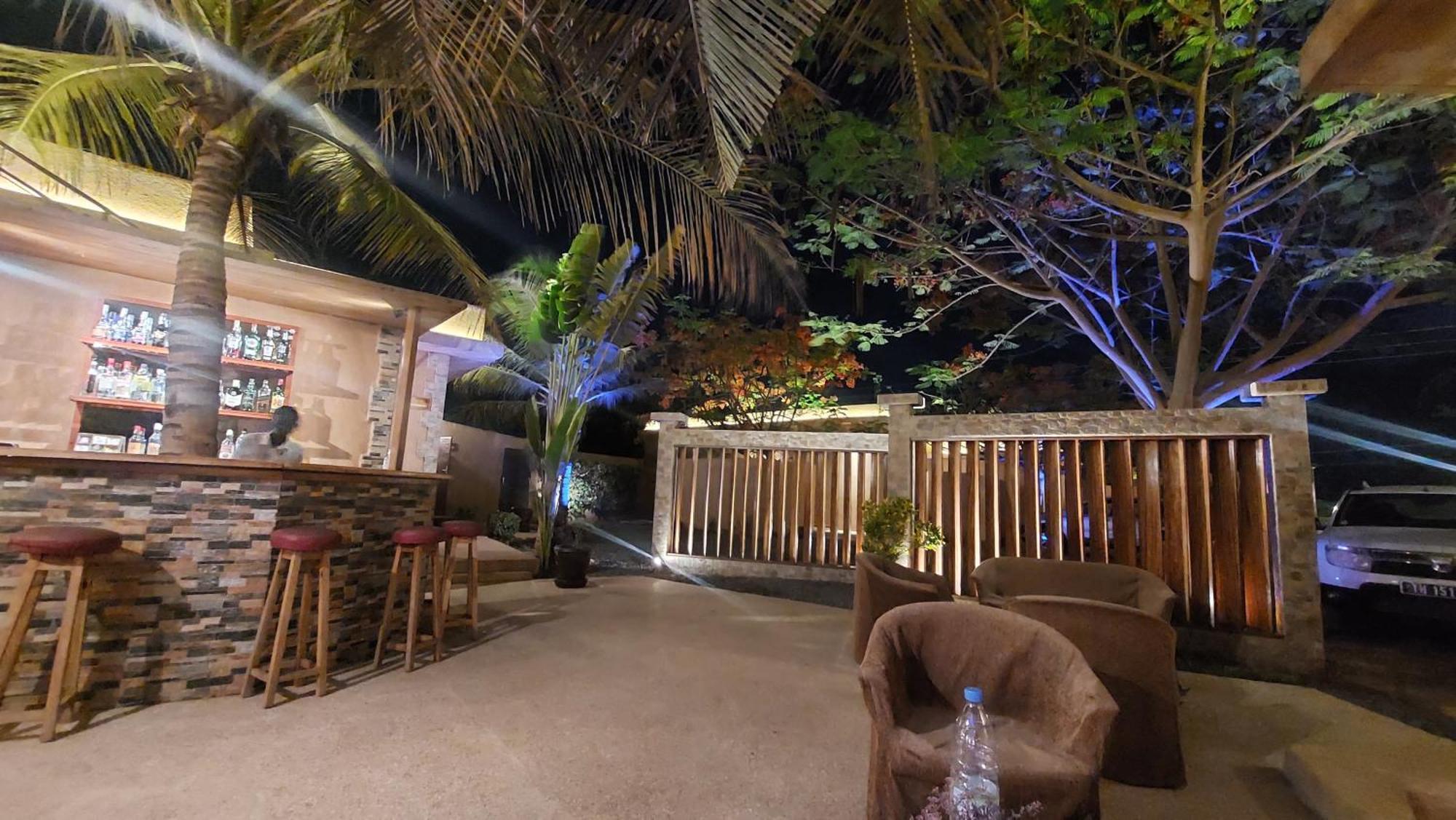 Hotel La Belle Etoile & Spa サリー・ポルチュダル エクステリア 写真